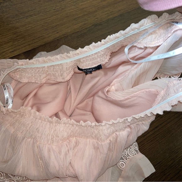 XOXO Smocked Waist Bell sleeves blouse M - Picture 15 of 16